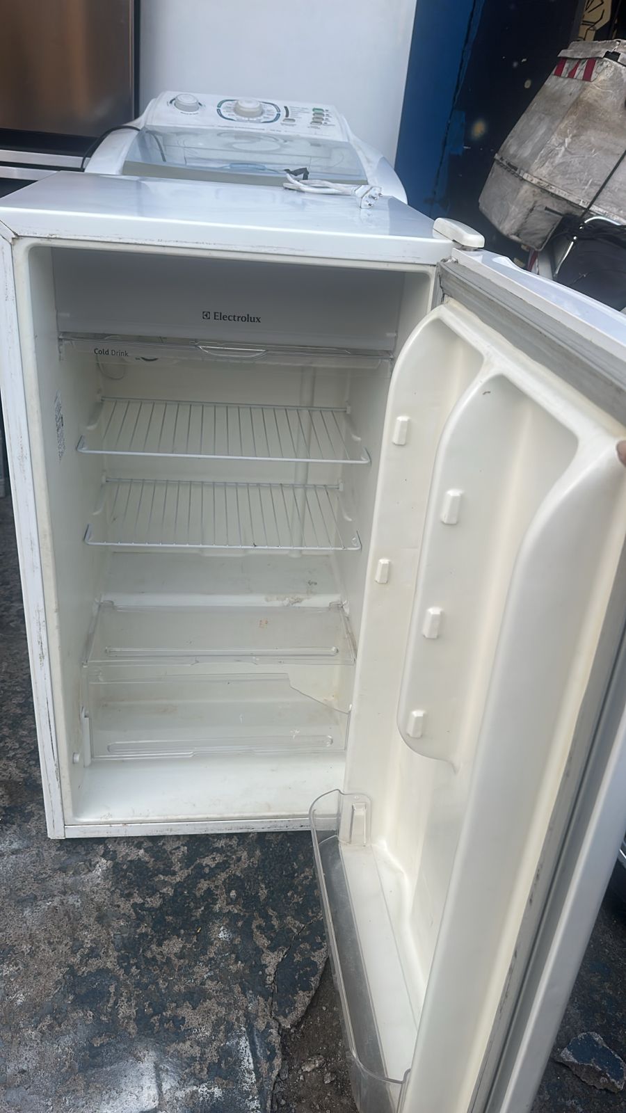 Frigobar – 110Vts – Usado