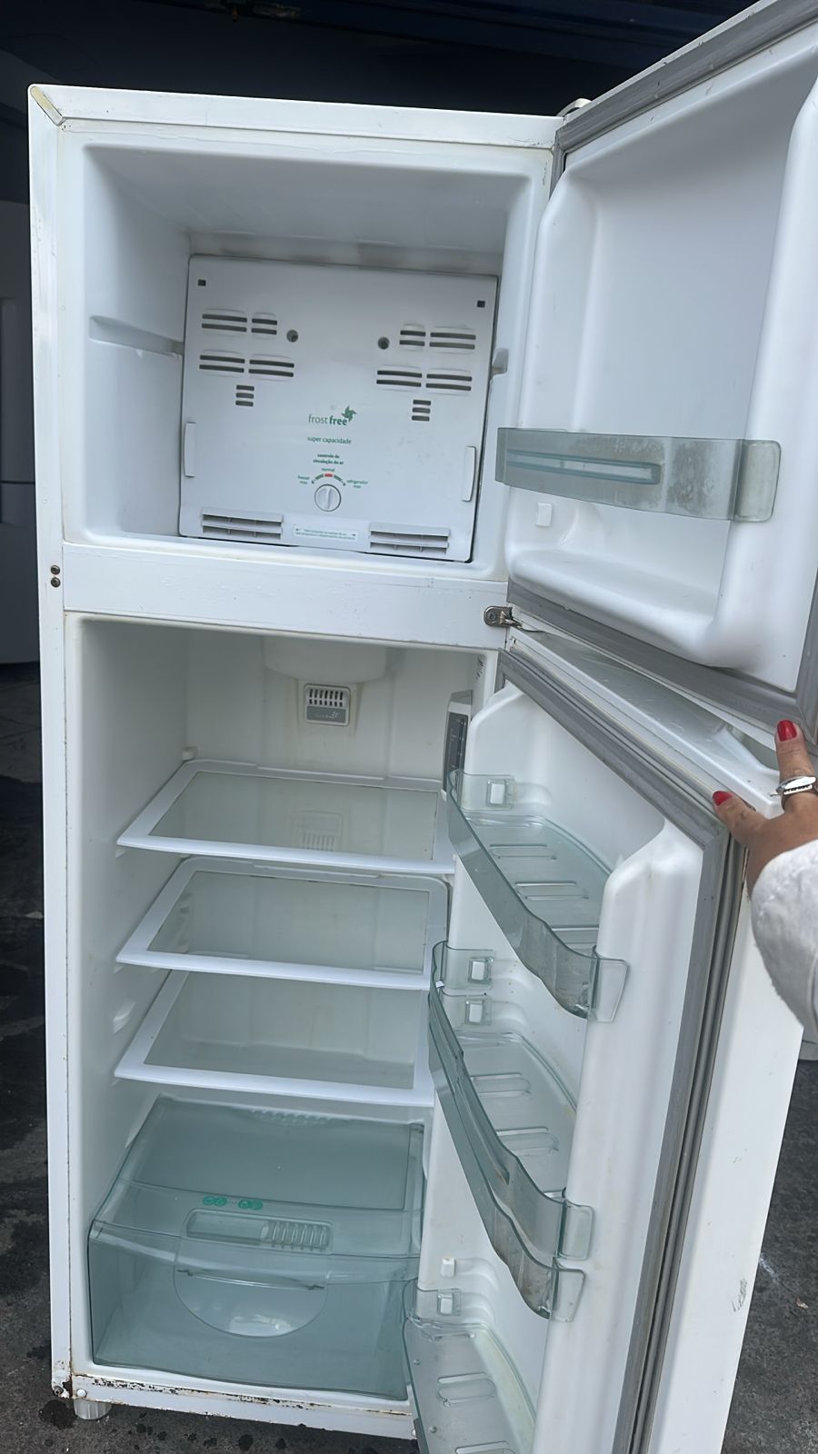 Geladeira Consul – 264L – 110vts – Usada
