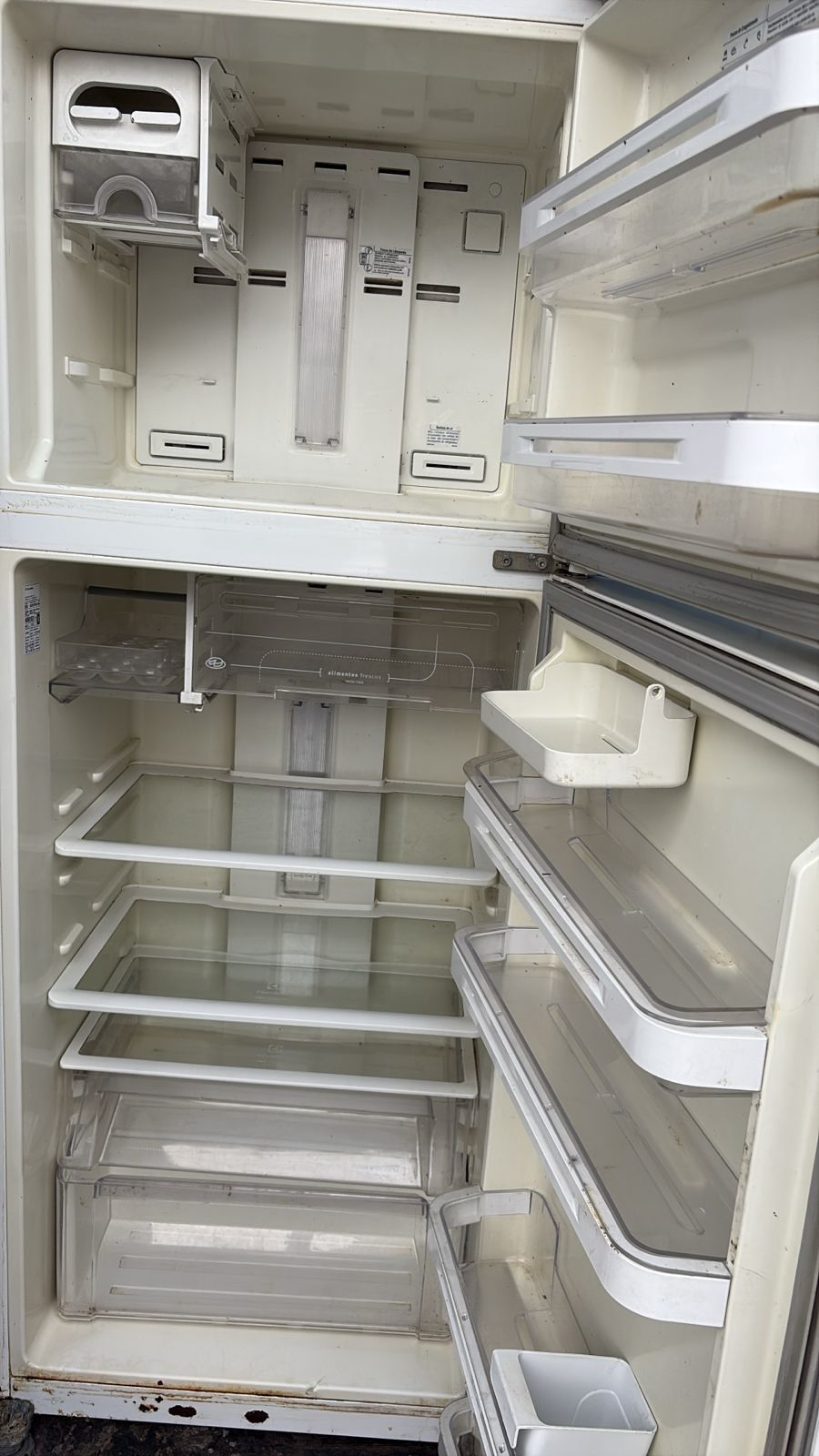 Geladeira Electrolux – 127v – Usada