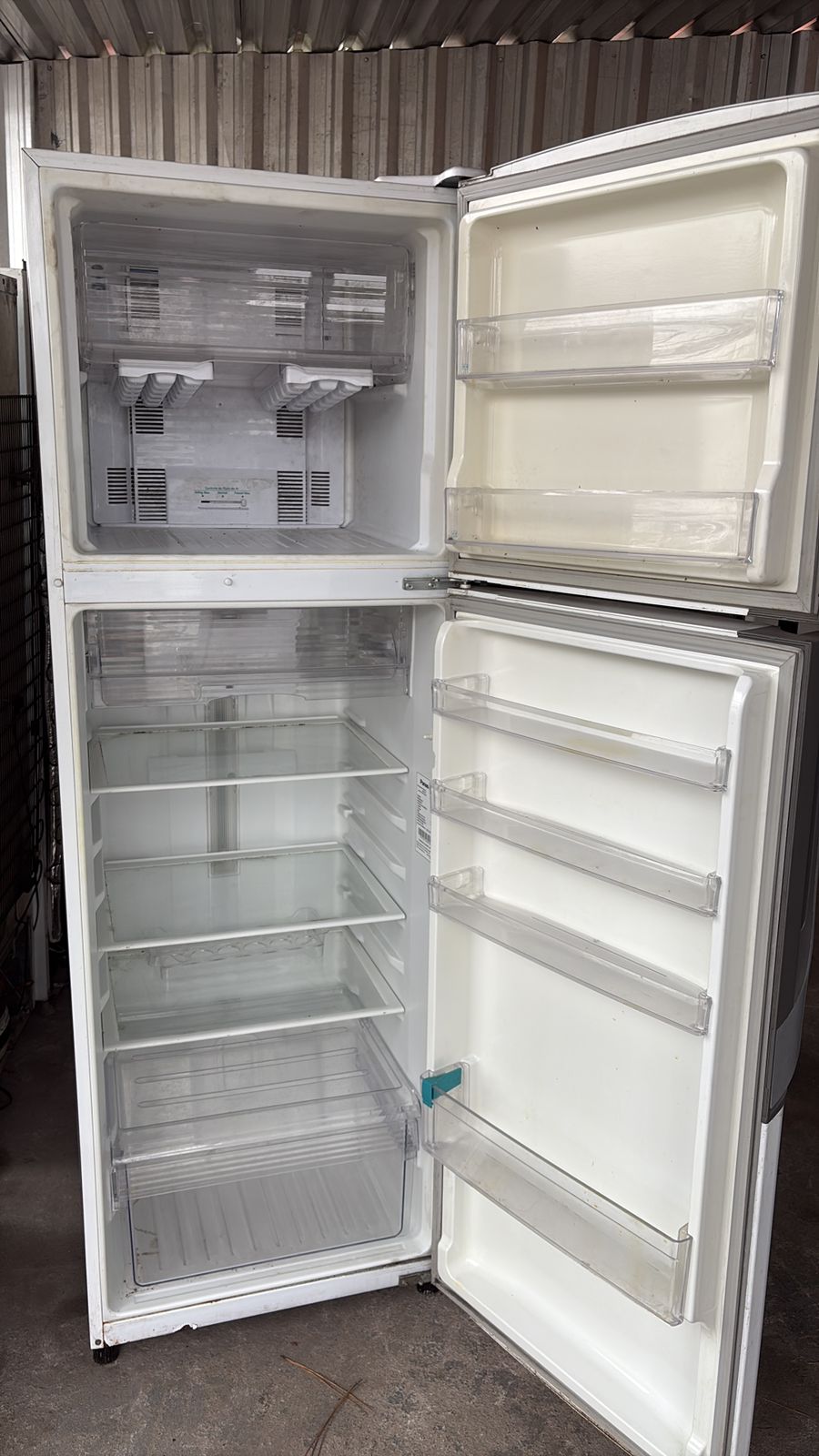 Geladeira Panasonic – 127v – Usada