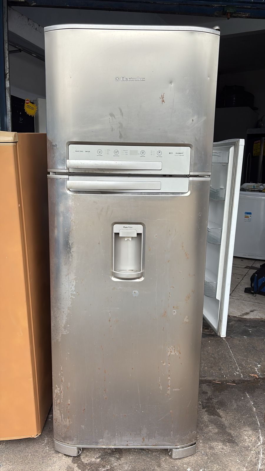 Geladeira Electrolux – 127v – Usada