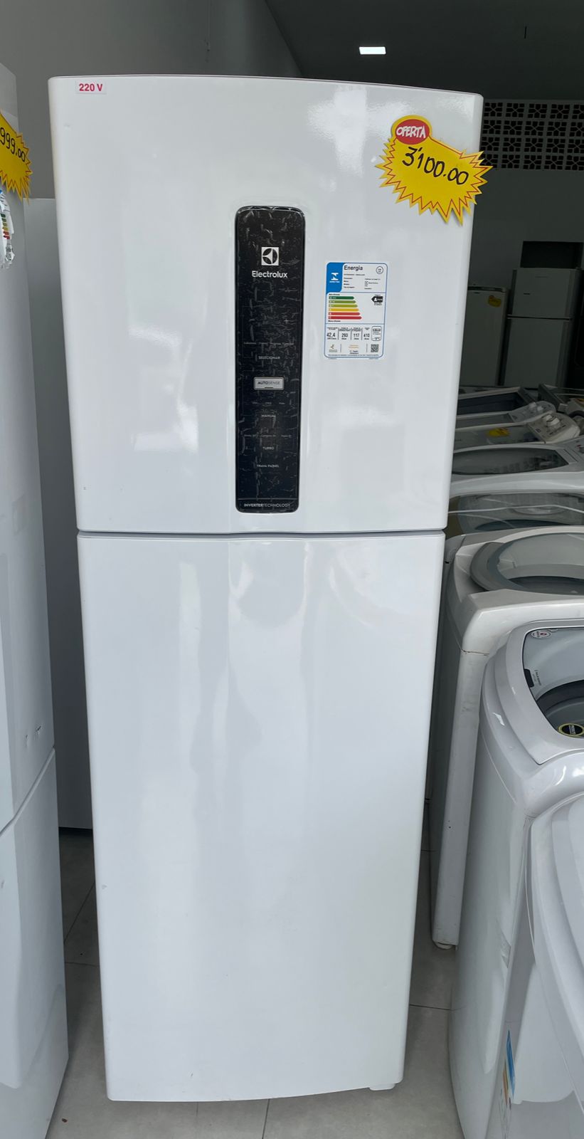 Geladeira Electrolux – 220v – Semi Nova