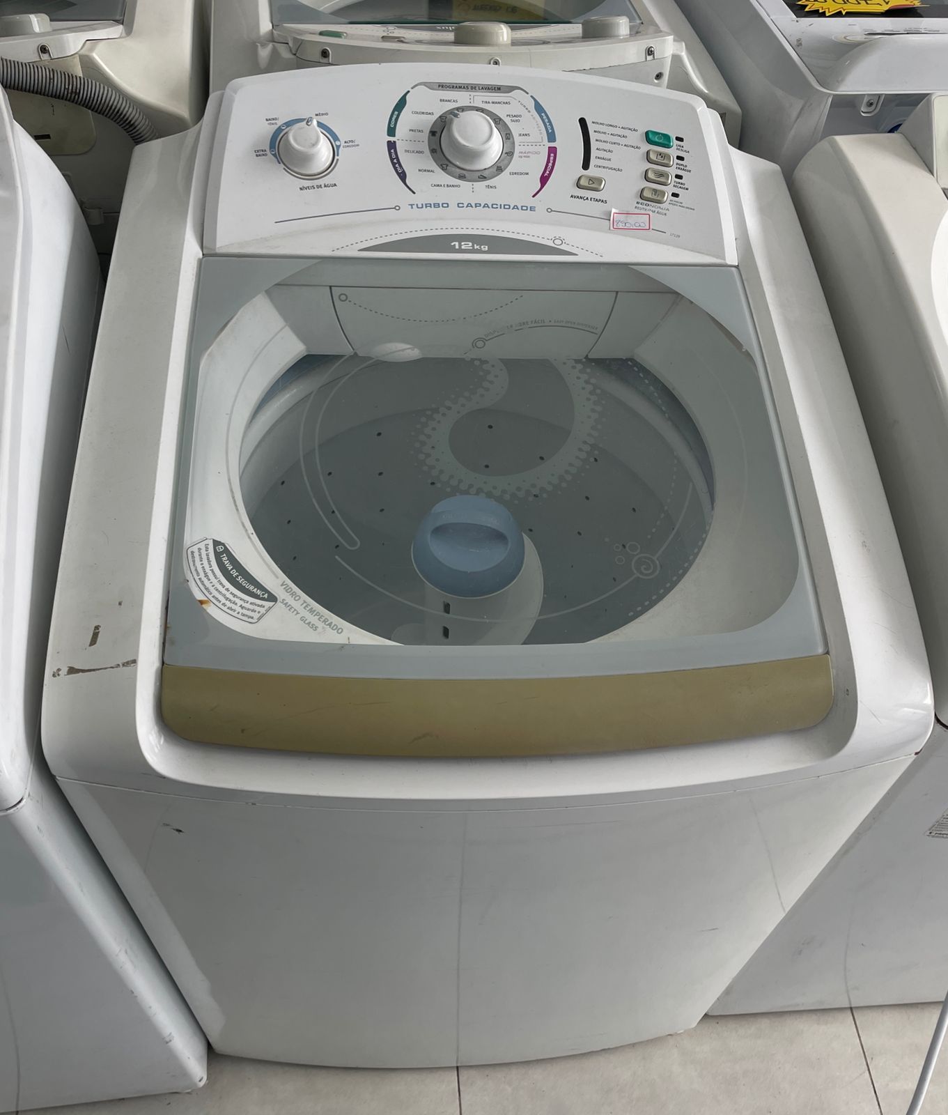 Maquina De Lavar – 127v – Usada