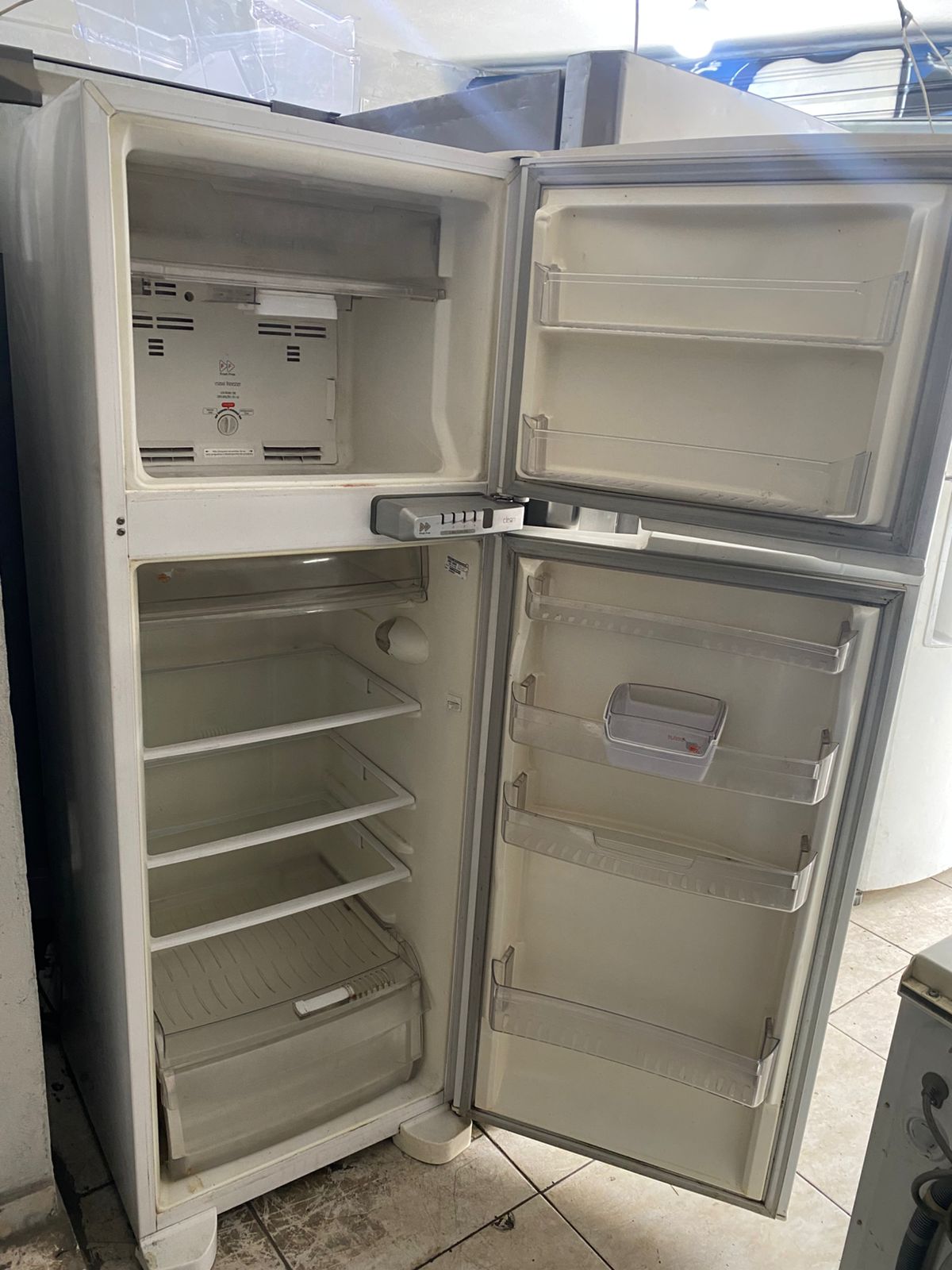 Geladeira Brastemp – 220Volts