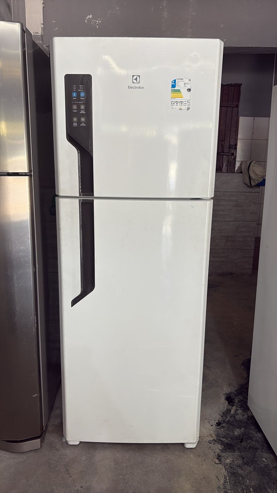 Geladeira Electrolux 220V
