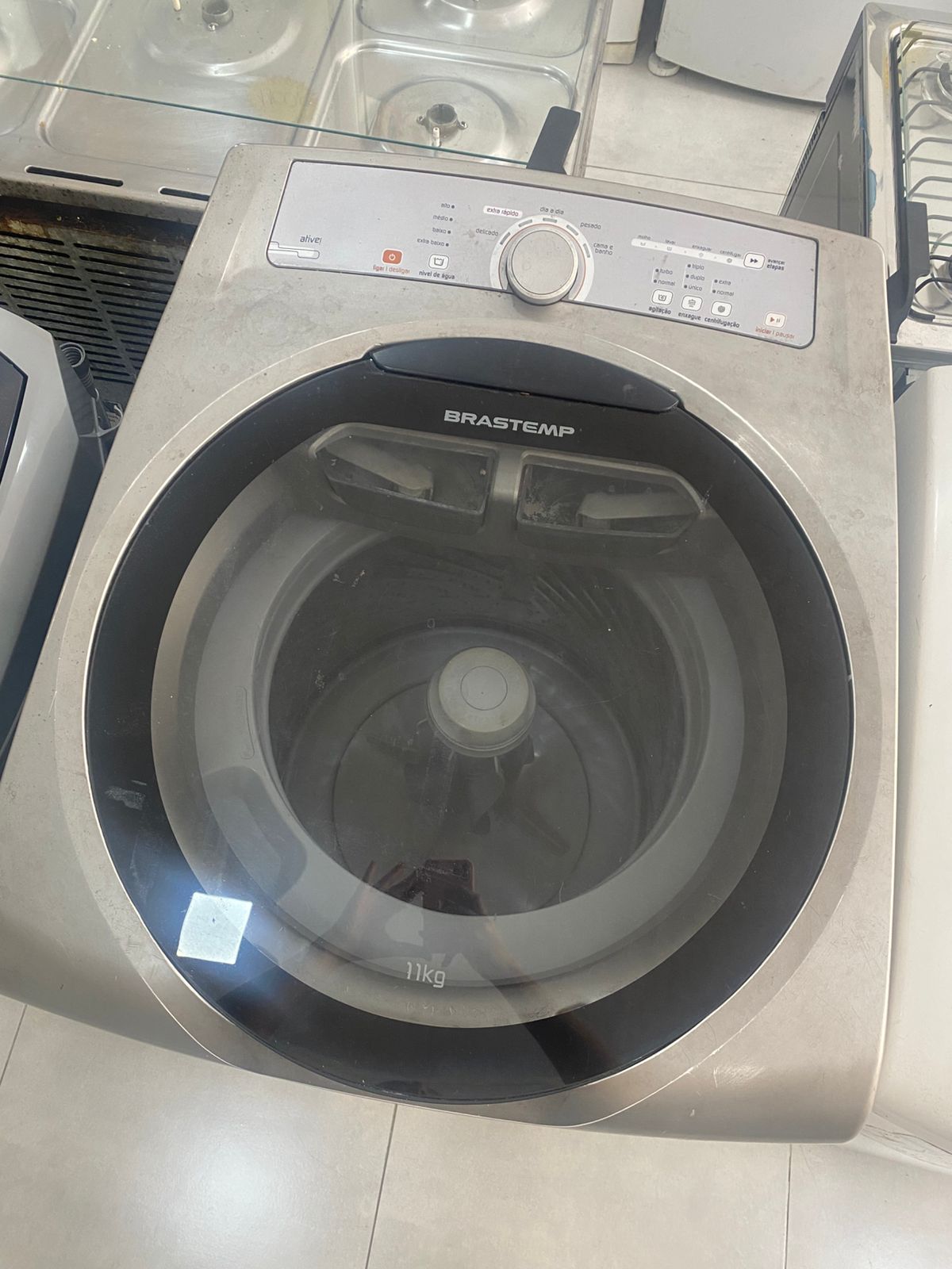 Maquina de Lavar Brastemp 11Kg 220Volts