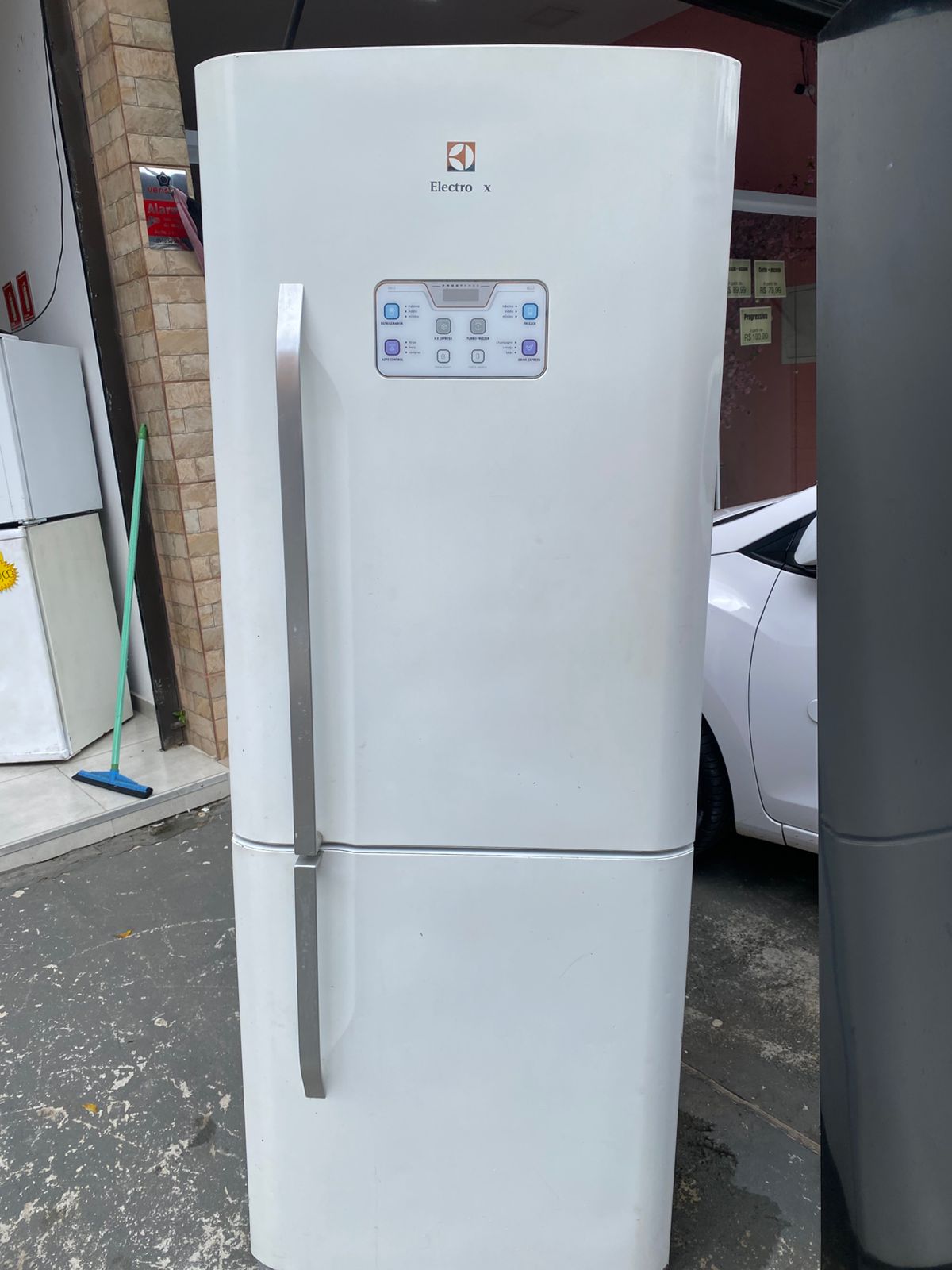 Geladeira Inverse Electrolux