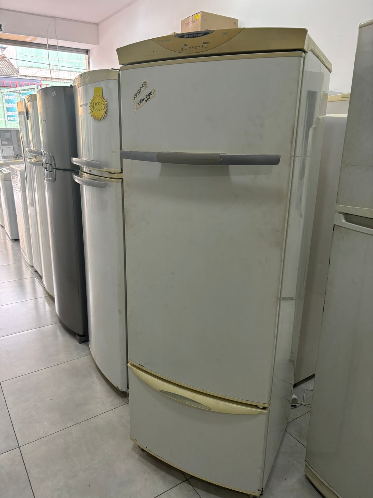 Geladeira Brastemp – Sem Freezer