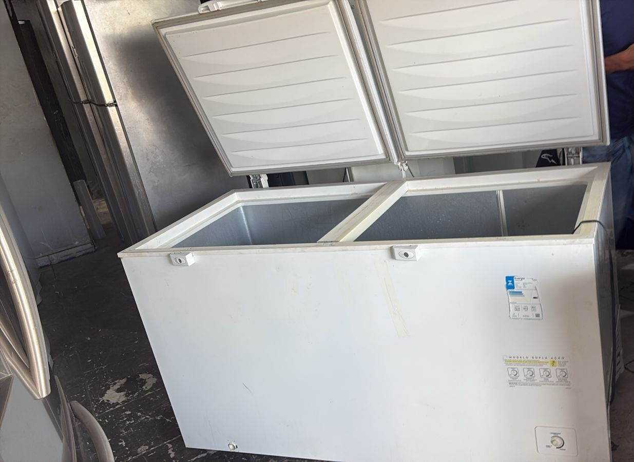 Freezer Electrolux 127Volts