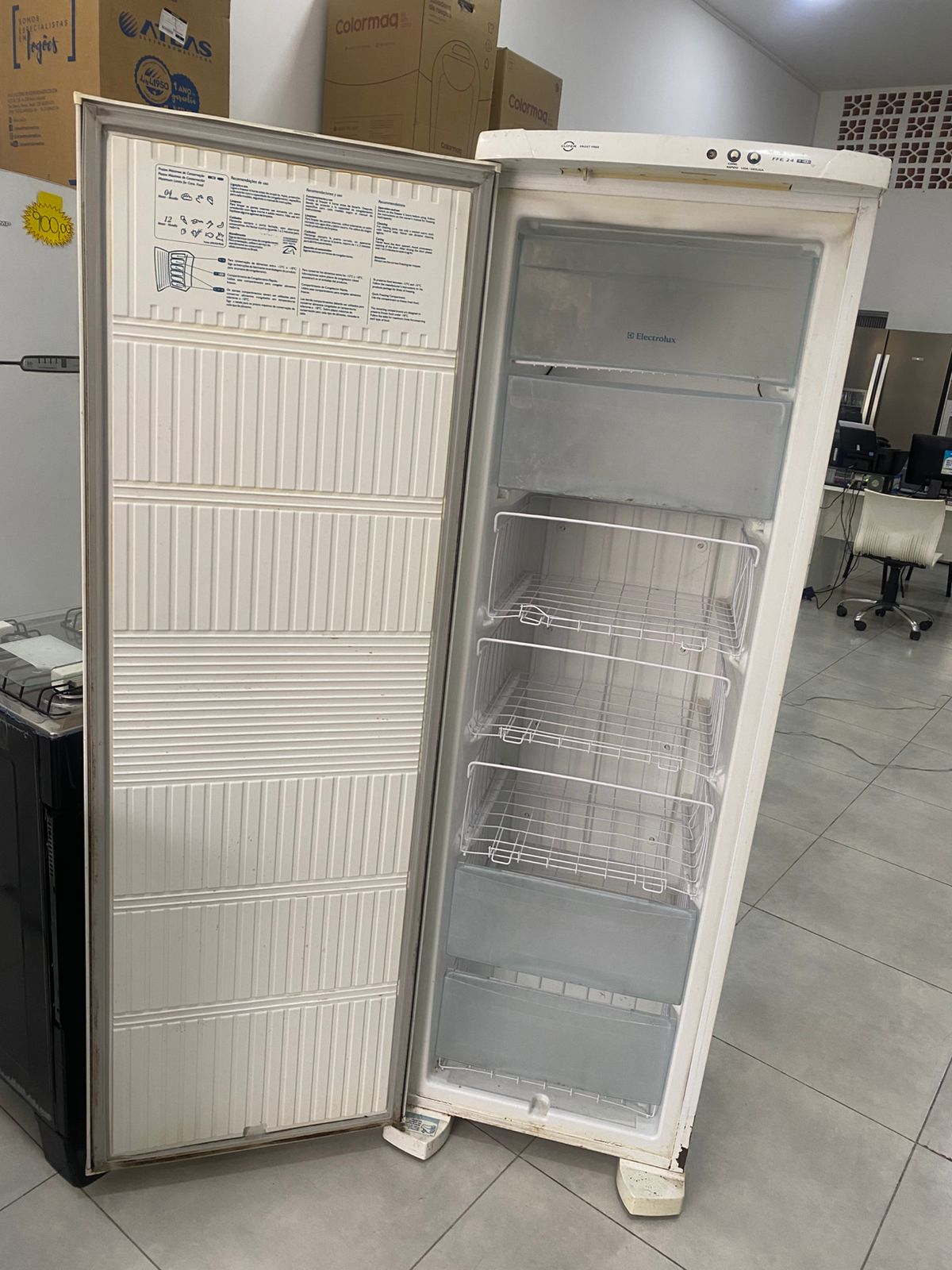 Freezer Vertical 127Volts
