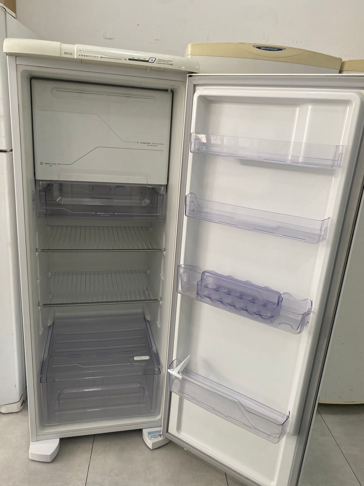 Geladeira Electrolux