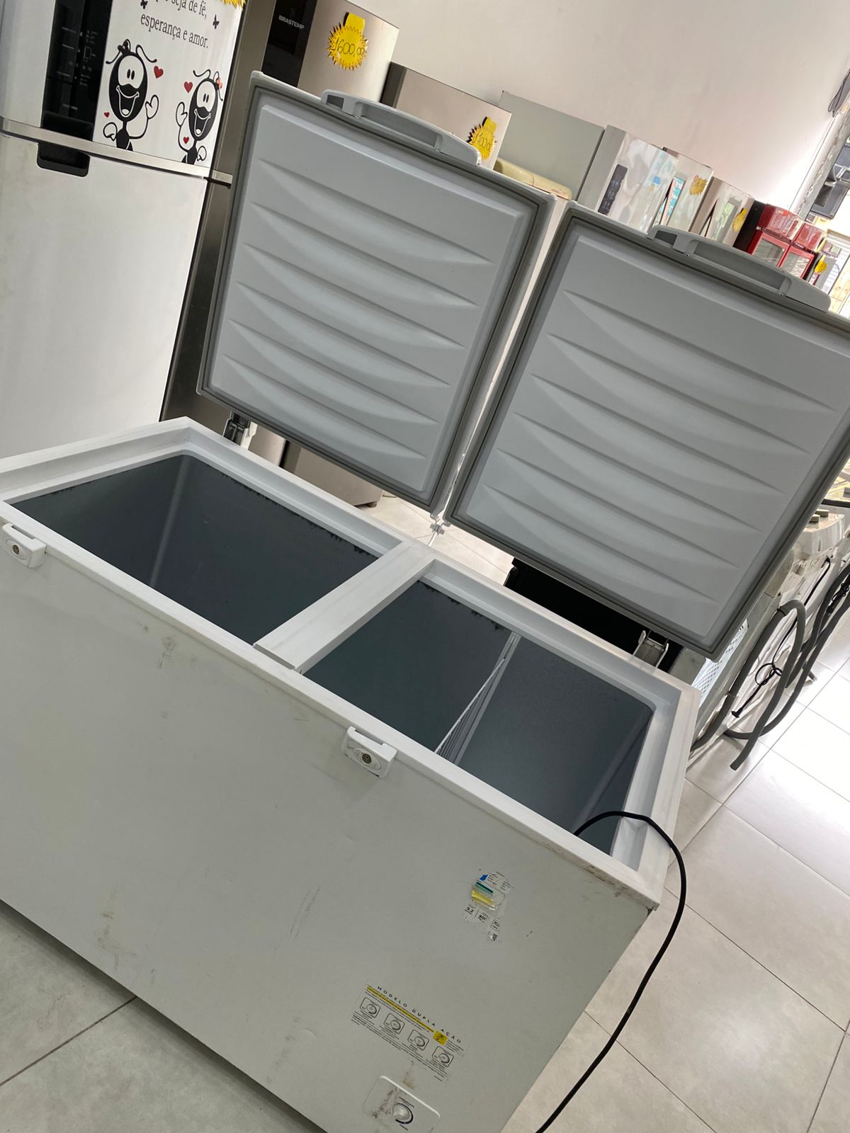 Freezer Electrolux 127Volts