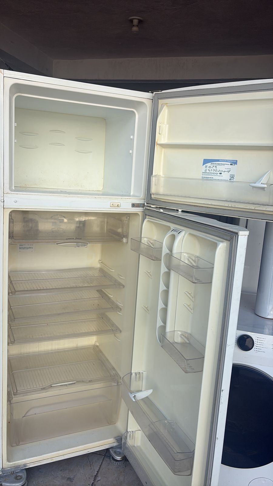 Geladeira Electrolux – Gelo Seco