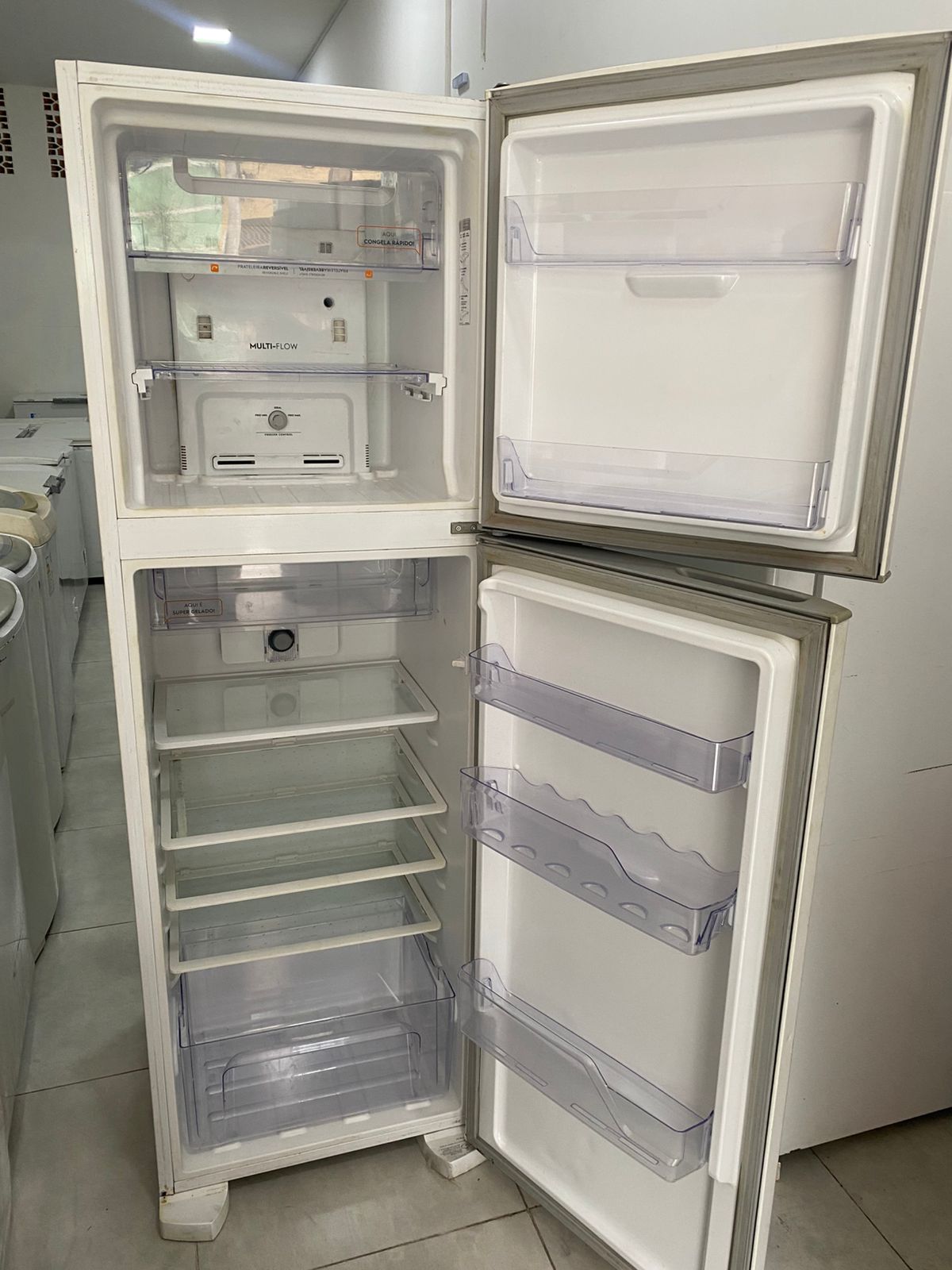Geladeira Continental 220Volts