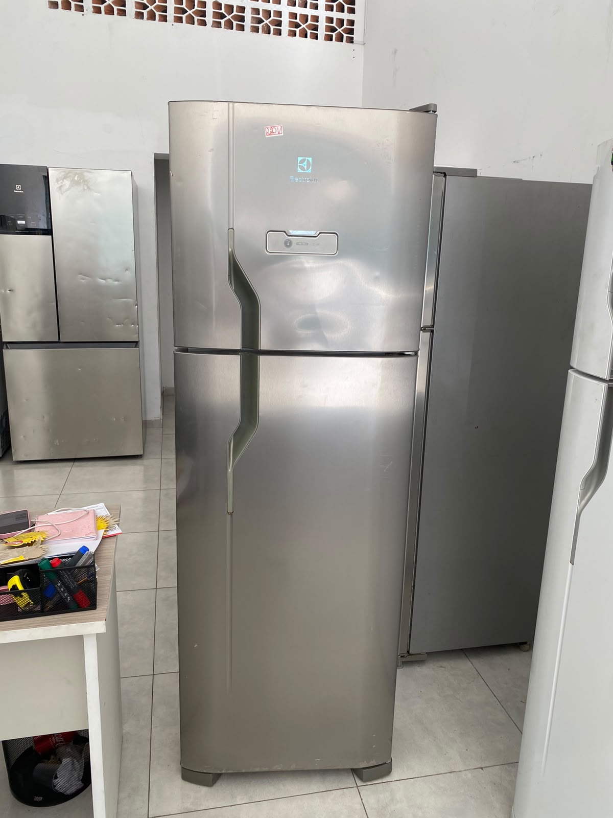 Geladeira Electrolux – 220Volts 371LITROS