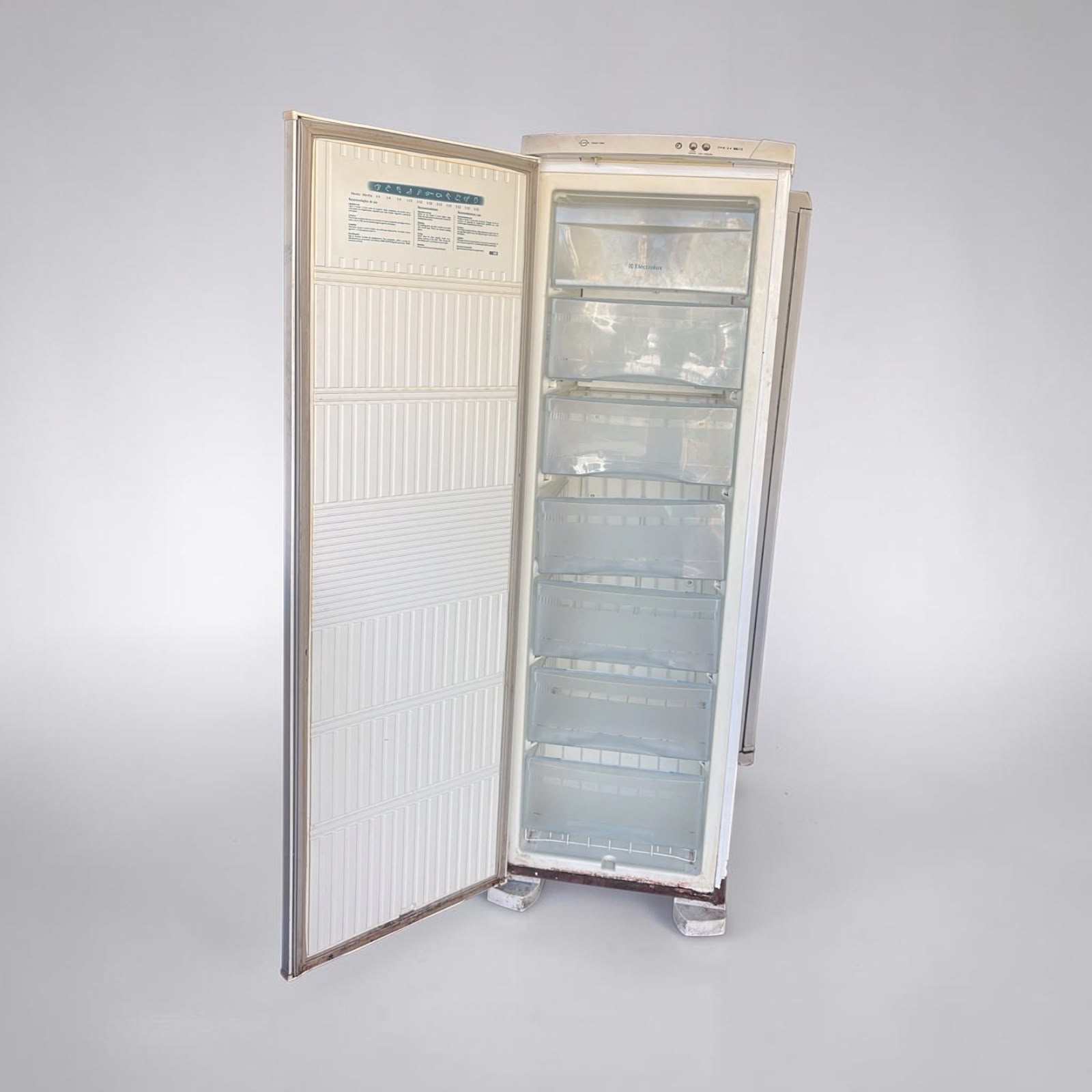 Freezer Electrolux  220Volts