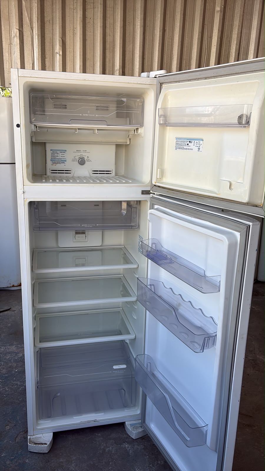 Geladeira Electrolux – Frost Free