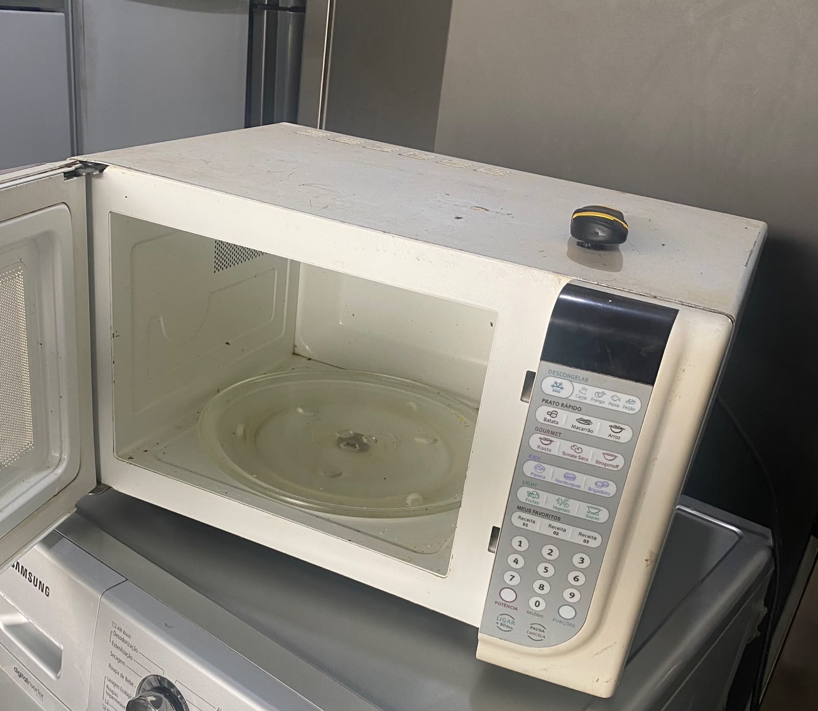 Microondas Electrolux – USADO